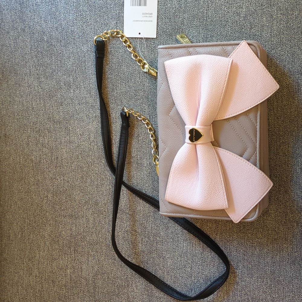 Betsey Johnson purse
